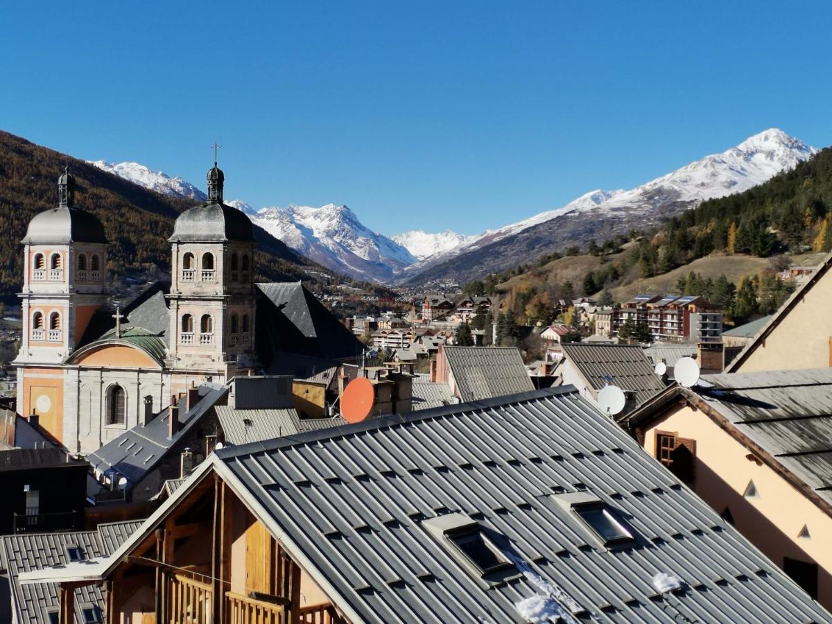 APPARTEMENT T3 60M2 à Briançon dans résidence calme avec 7 couchages Exterior foto